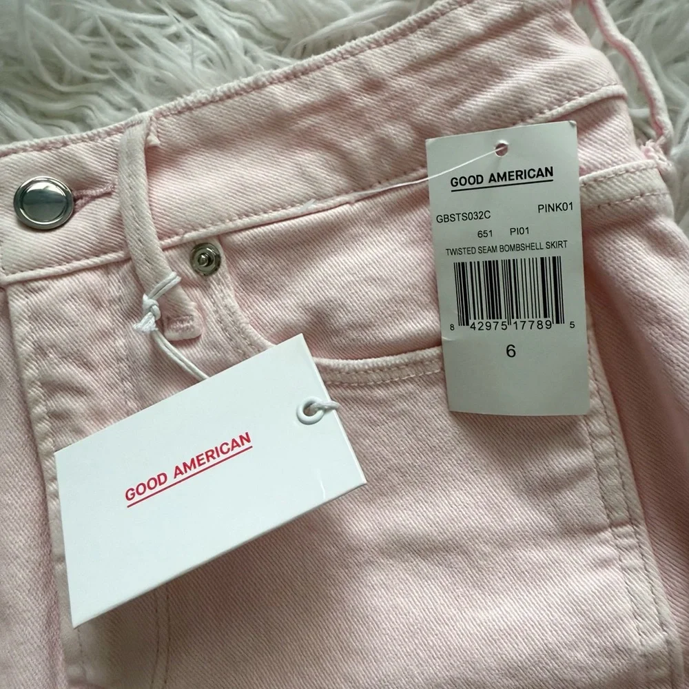 NWT Good American Twisted Seam Bombshell Denim Skirt